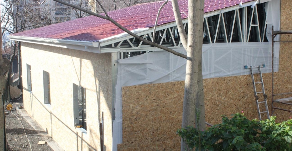 125m² Family Health Center