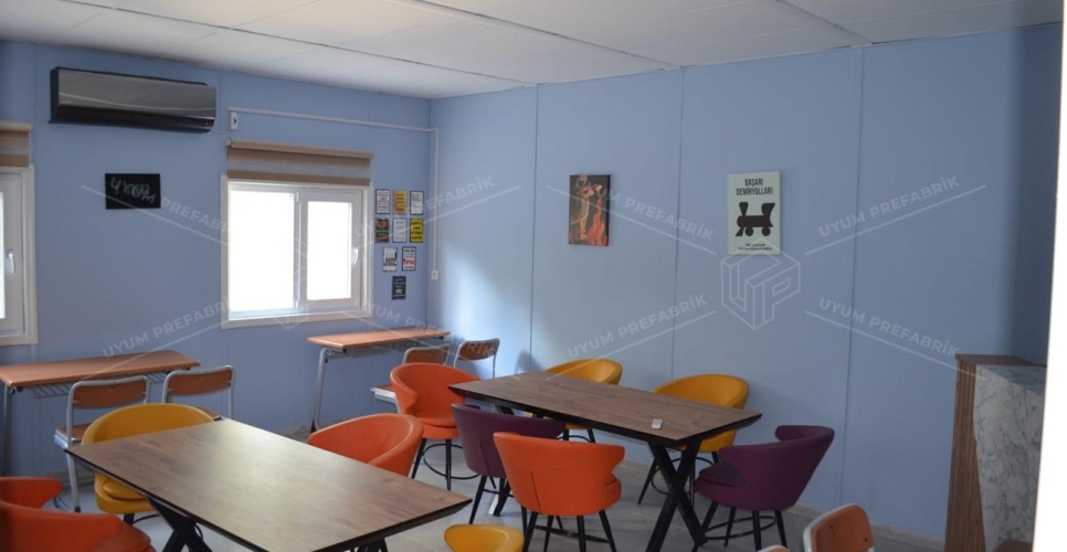 203m² Prefabricated School Building