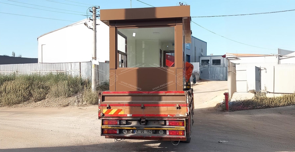 Composite Cladding Modern Cabin