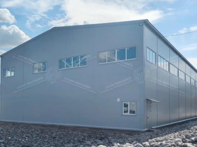 Endüstriyel Yapı Görselleri